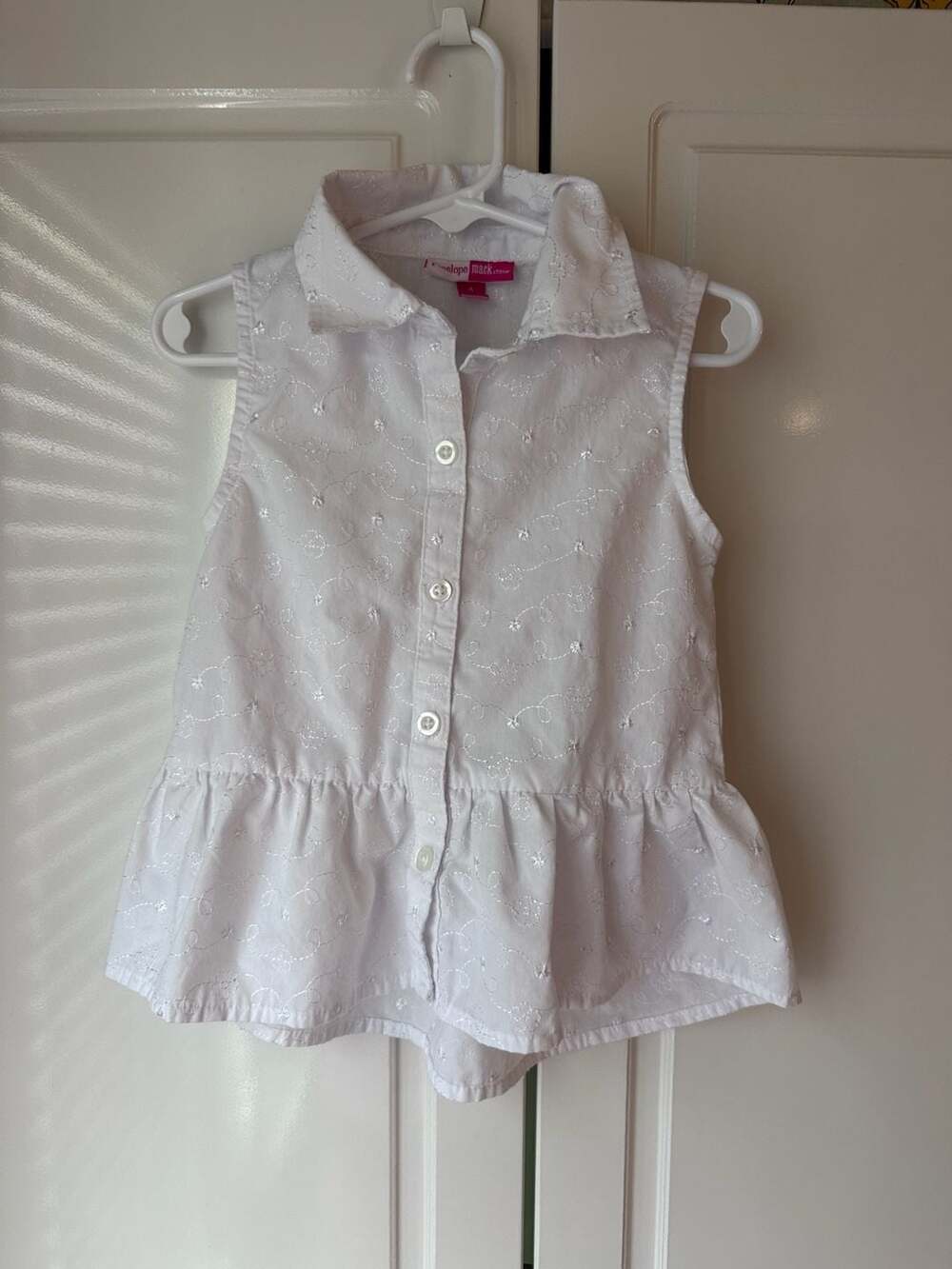 Penelope Mack Size 4 White Eyelet Sleeveless Peplum Shirt Top
